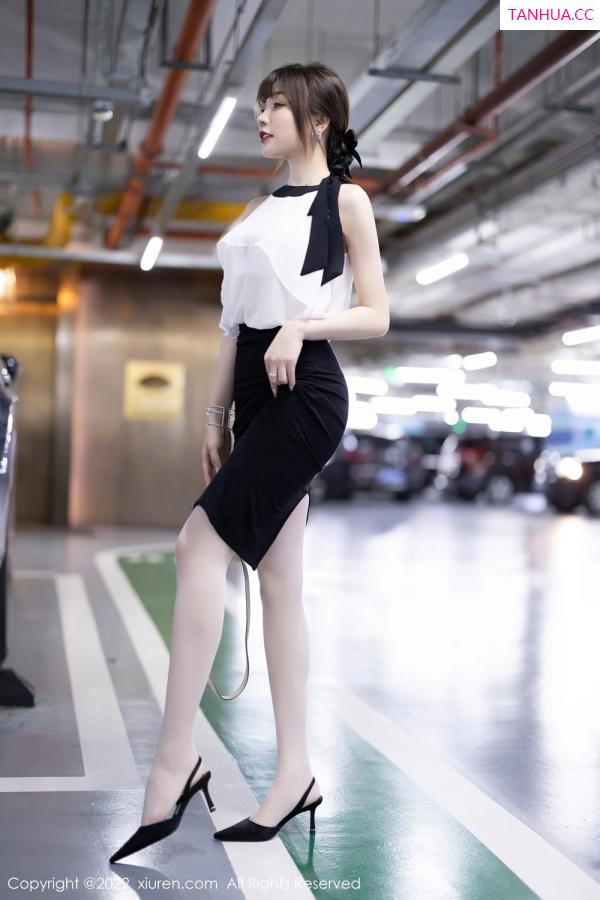陈芝 芝芝Booty [XiuRen]高清写真图 2022.08.26 No.5500 徐莉芝Booty第3张图片